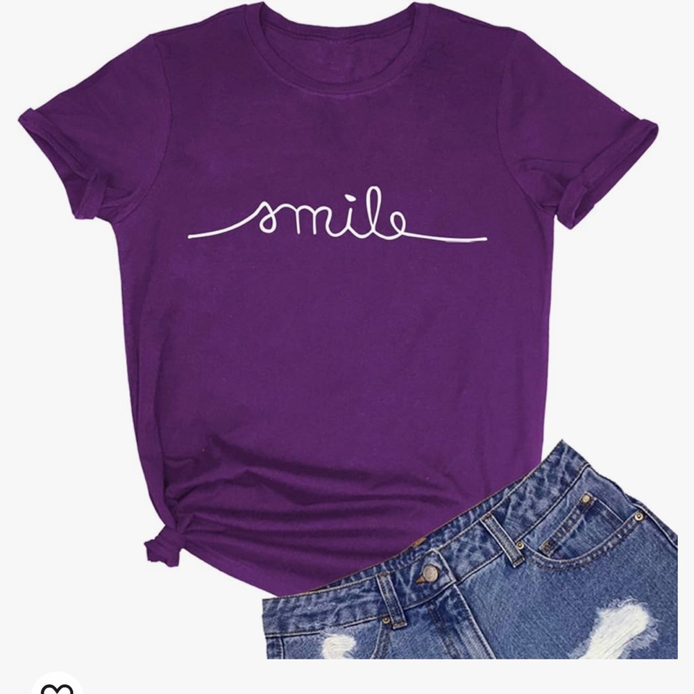 YITAN Women Graphic Cute Tee New With tags Size Medium